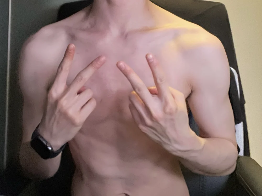 laaaa1133's Offline Chat Room