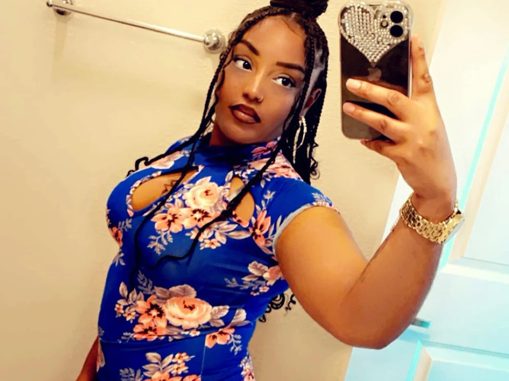 Offline chatovací místnost indiandoll22