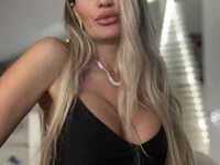 Модель Yourhotqueeen