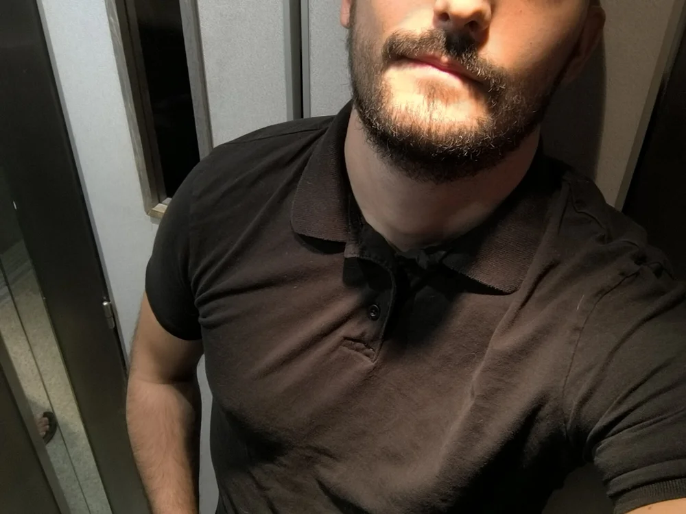 Ugren97 – Offline XXX chat