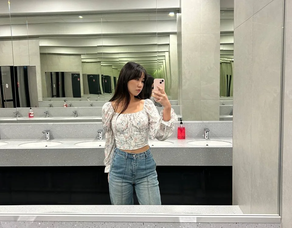 RegeniaPervis 오프라인 XXX 채팅