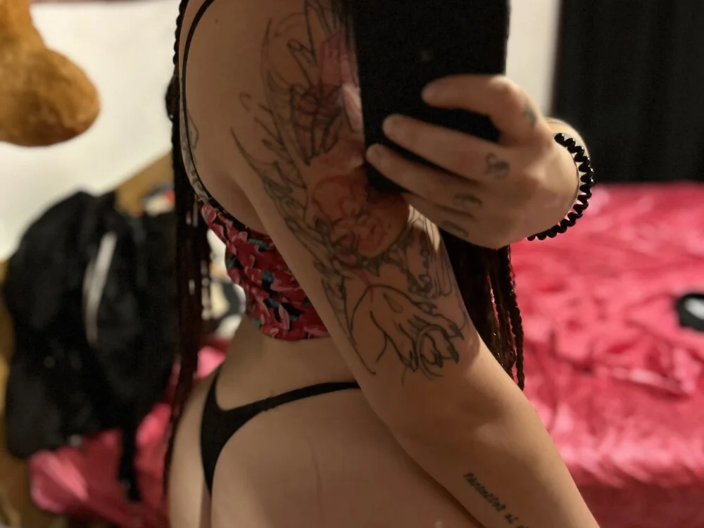 MariaGiovannaAA 离线XXX聊天