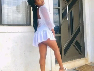 Tyra_Bangs Female Ebonymasturbation Online Cam Strip
