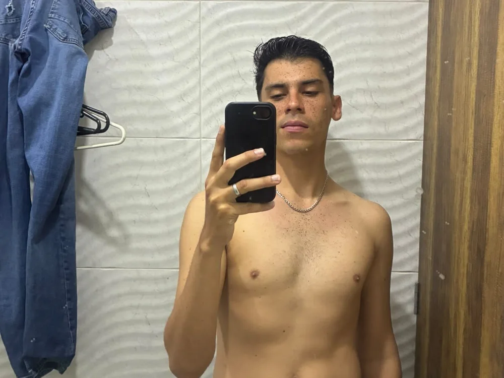 Ceraiarose - Male webcam sex chat