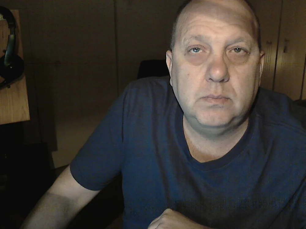 gloryholejob's Offline XXX Chat