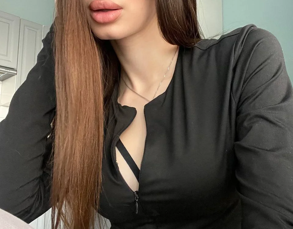 sarah_heels cam model