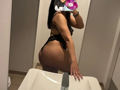 inesXV Прямой эфир на StripChat
