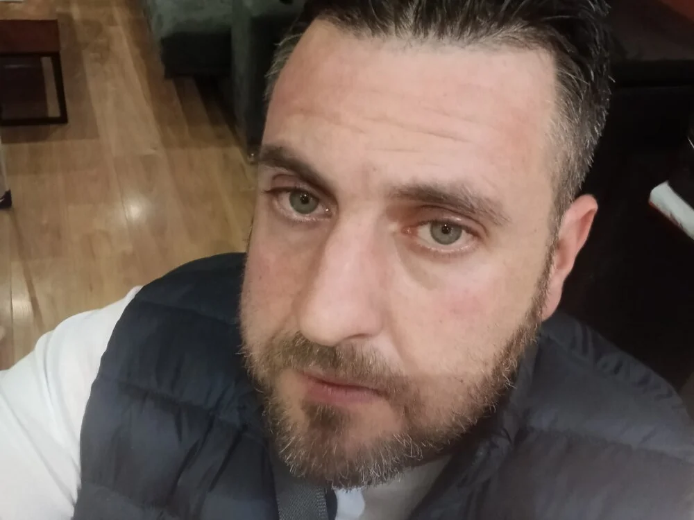 Toto30400: συνομιλία ΧΧΧ εκτός σύνδεσης