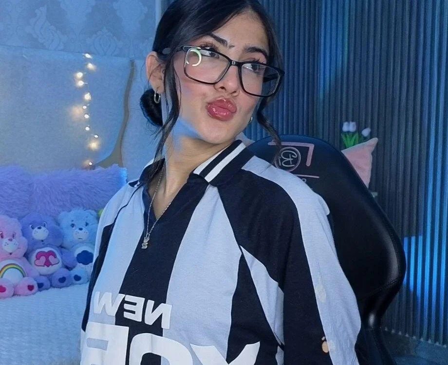 MAIILY_MOON_ Chat XXX Ngoại tuyến