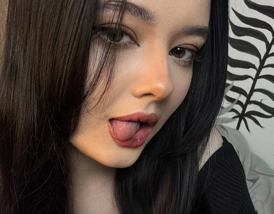 Offline XXX chat modela Milla_Rose_