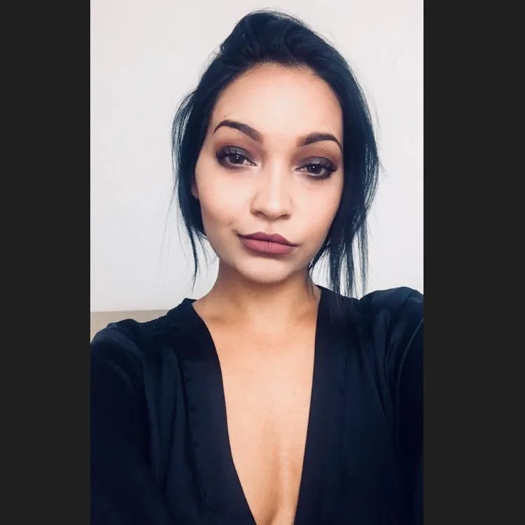 Cassiee's Offline Chat Room