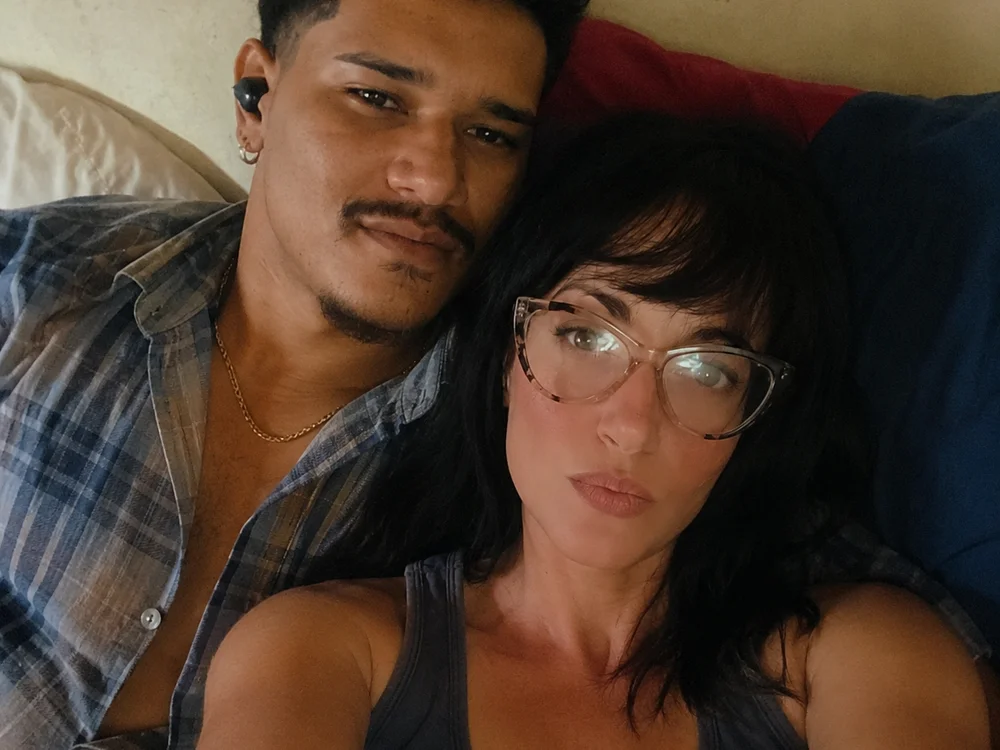 RealLatinDuo – Offline XXX chat