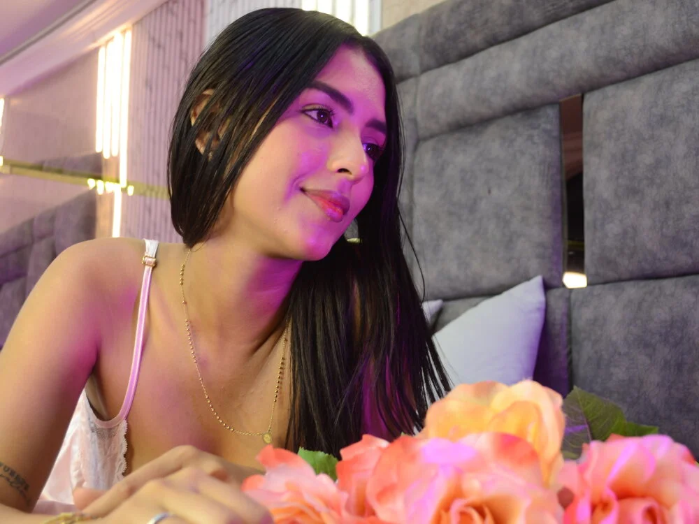 LannaFoxx Adlı Modelin Çevrimdışı XXX Sohbeti