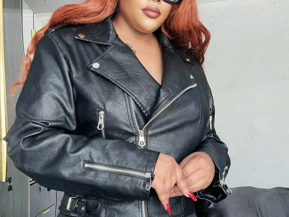 Iam-Sharifa's Offline XXX Chat