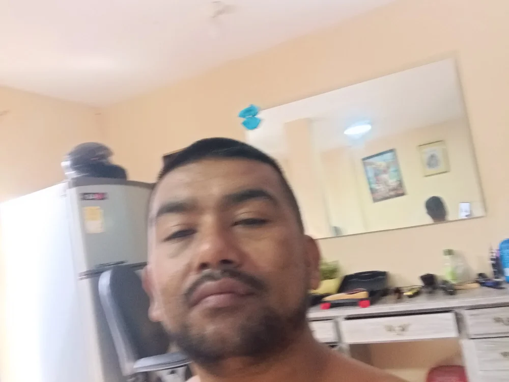 Richarbigpenis Offline XXX Chat