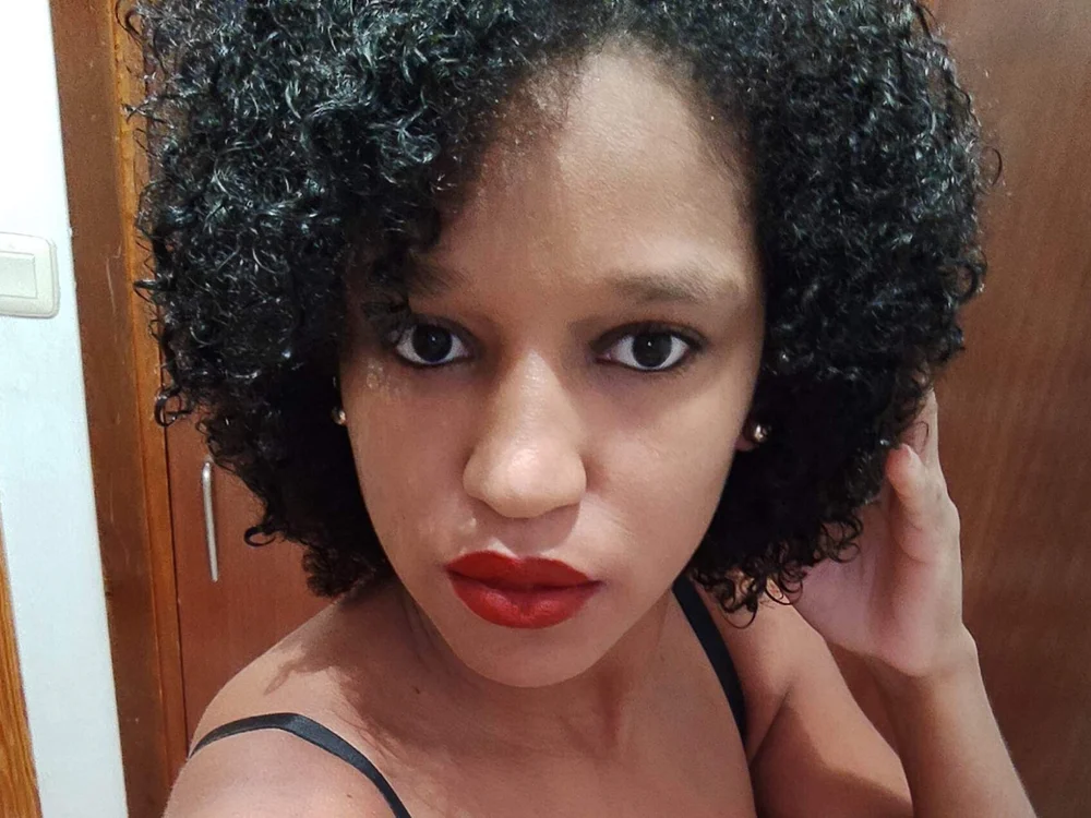 Vivianapm's most recent online preview