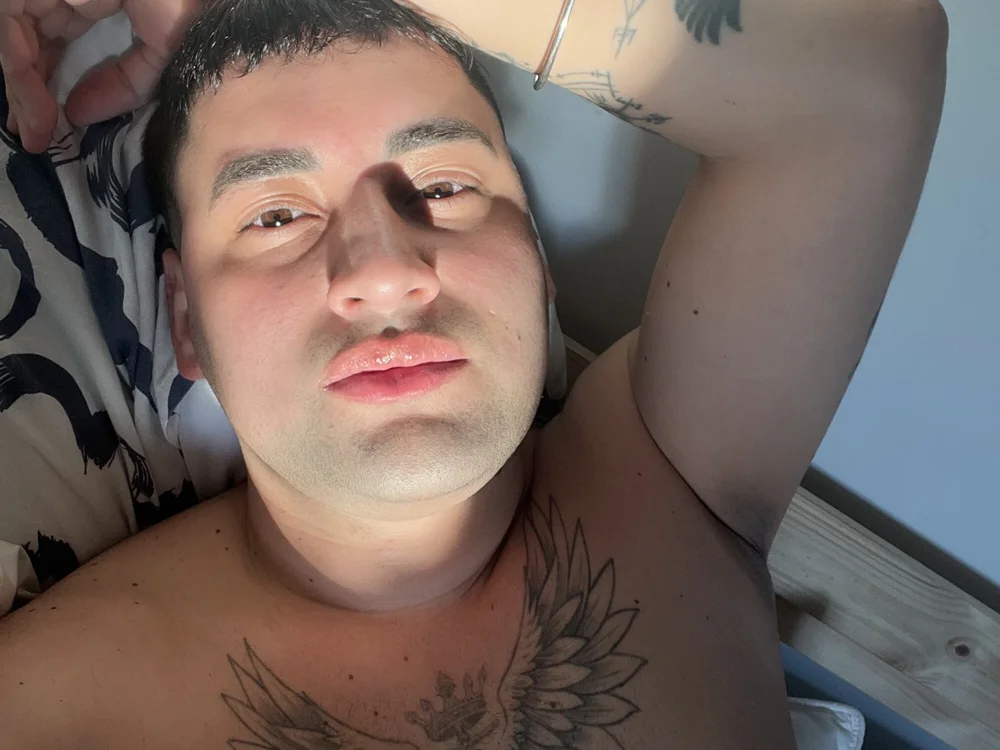 ValentinoGold offline chatrum