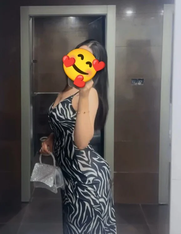 Hot-Hanona Adlı Modelin Çevrimdışı XXX Sohbeti