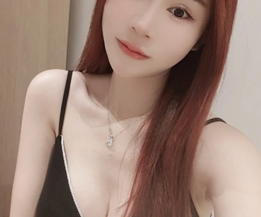 AsianScandinavia96's Offline XXX Chat