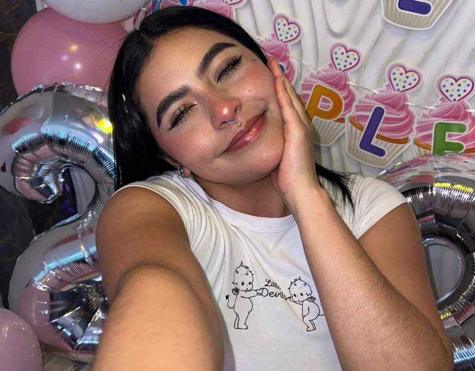 _luna_torres Adlı Modelin Çevrimdışı XXX Sohbeti