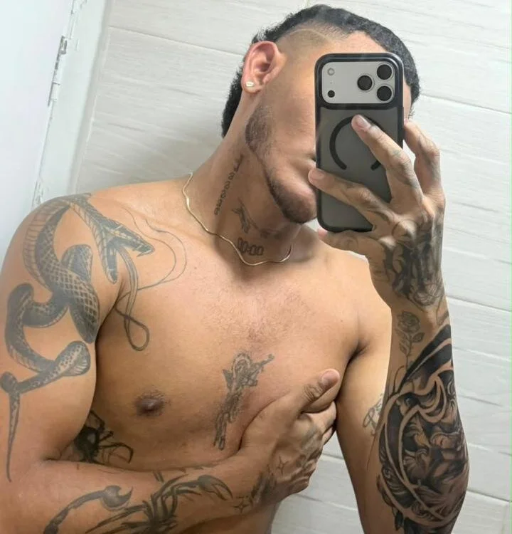 BRAHIAN_STEVEN Offline XXX Chat