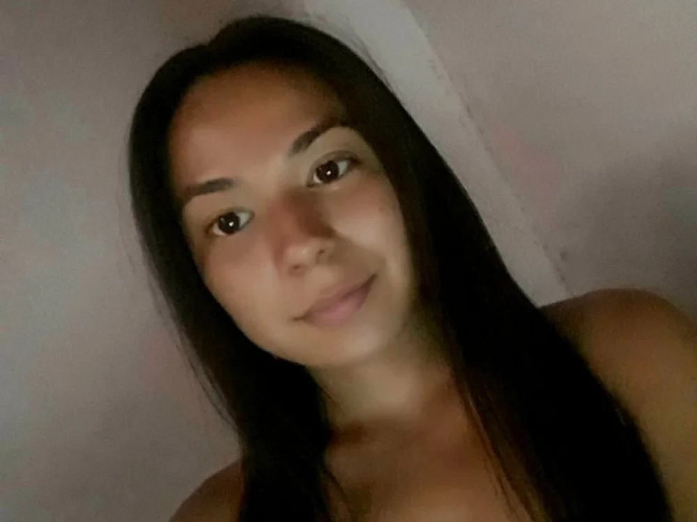 larabelka's Offline XXX Chat