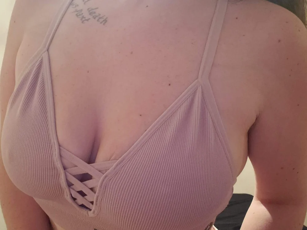 Willow_Wonderlust's Offline XXX Chat