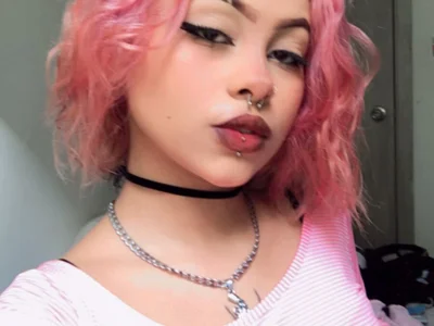 lilith_horny Offline XXX-chat