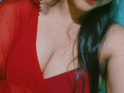 SugarWithSpice on StripChat