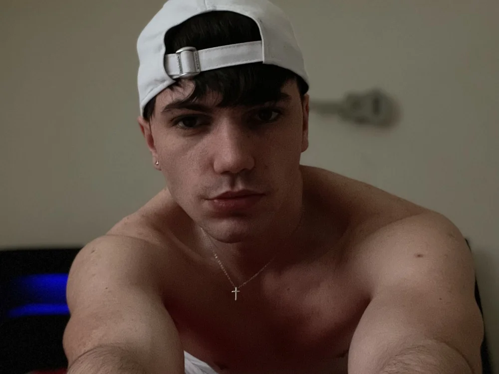pashka20's Offline Chat Room