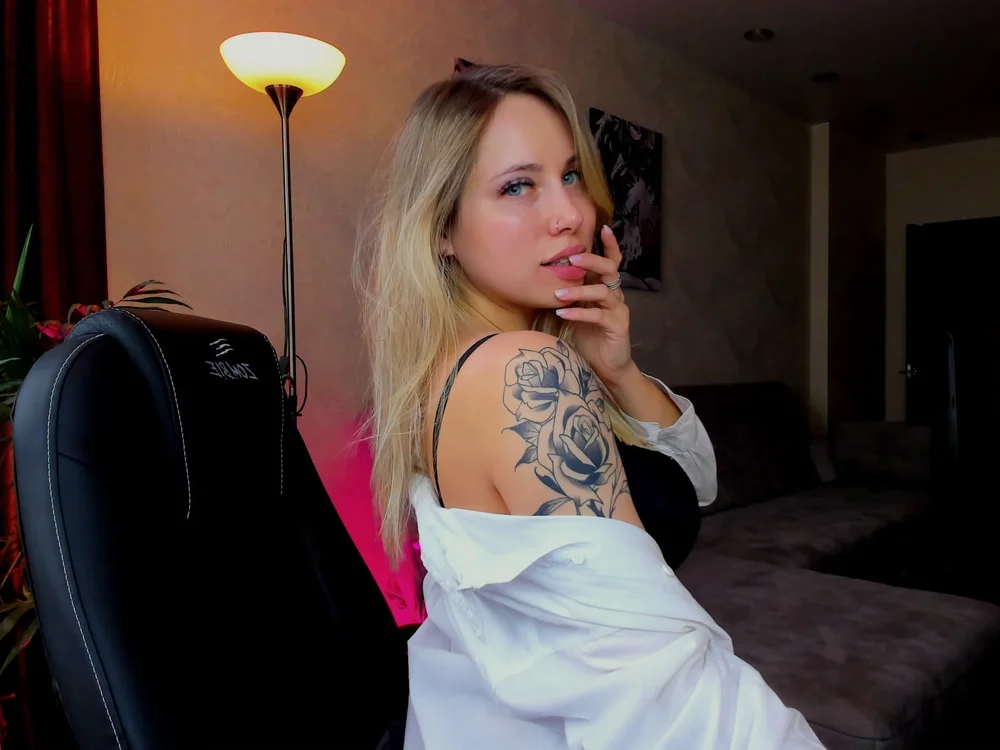 Goddess_Kisss' Offline XXX Chat