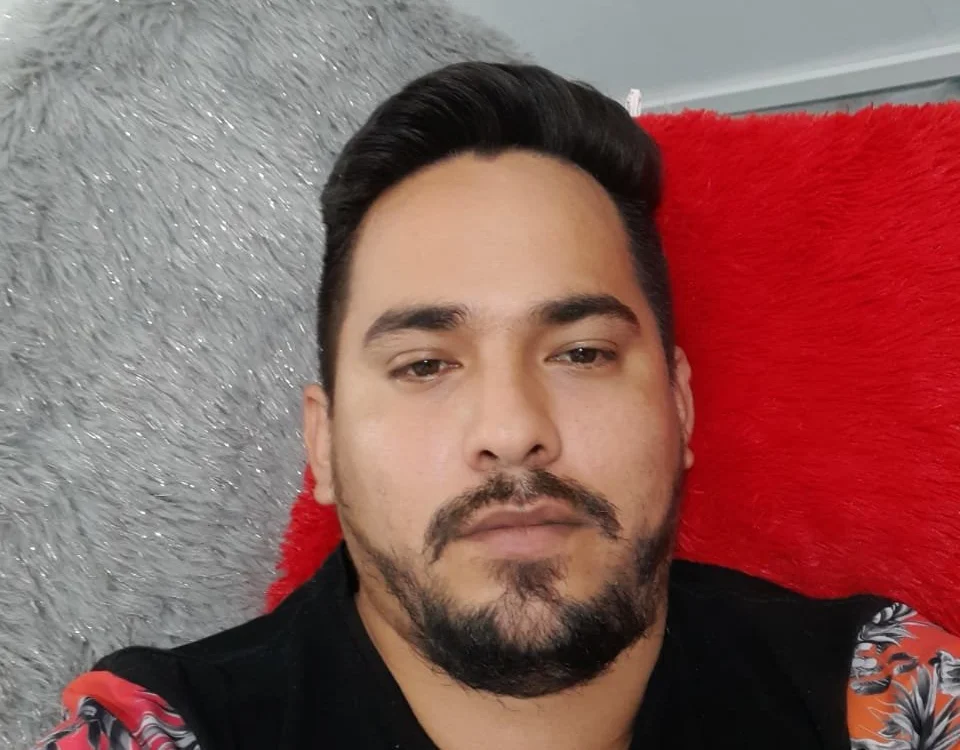 toroloco_'s Offline XXX Chat