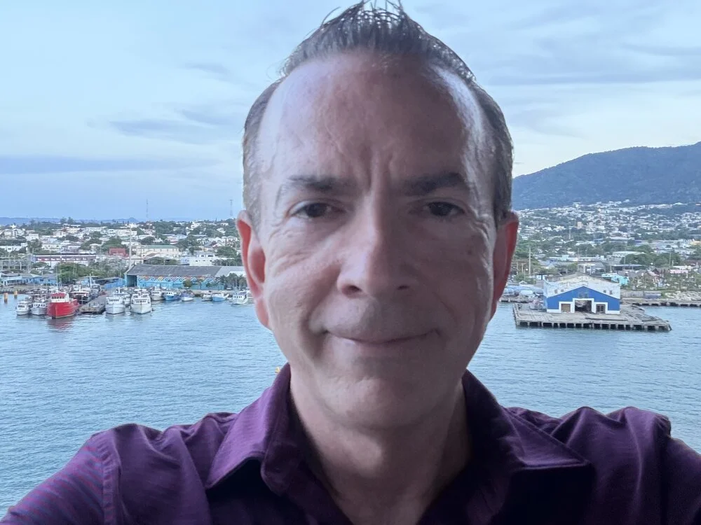 Crazy_Mike1's Offline XXX Chat