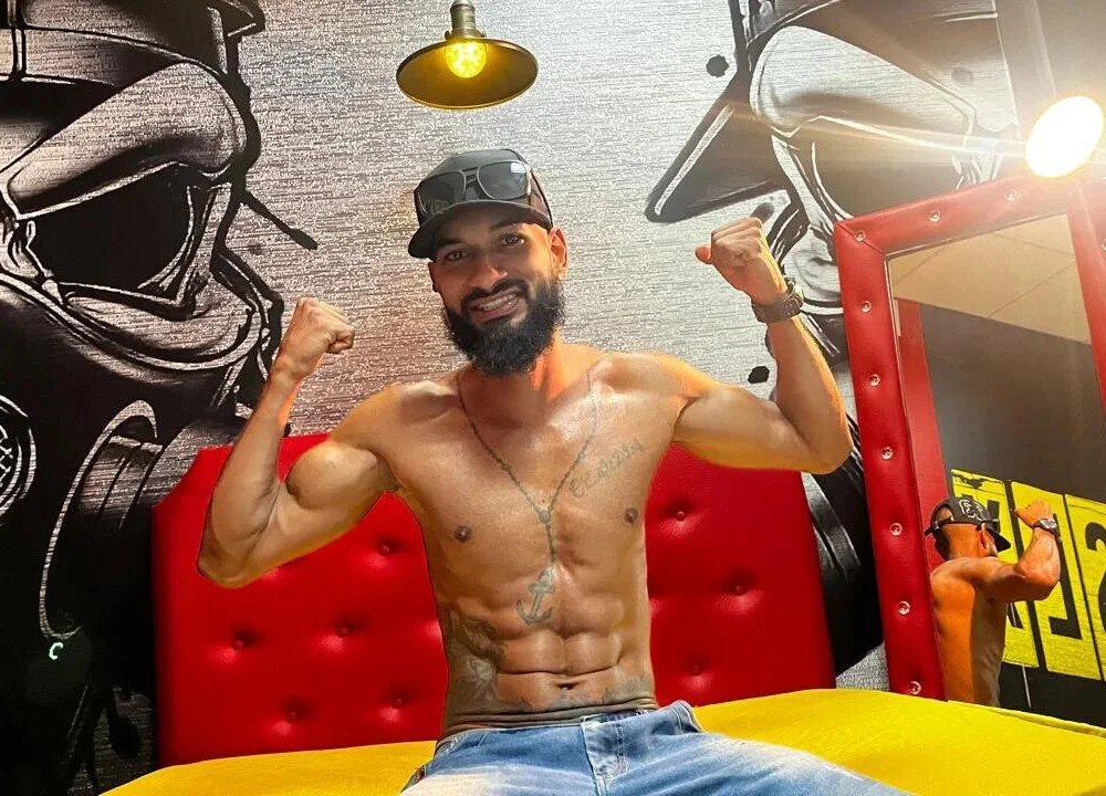 damianshakur Chat XXX Ngoại tuyến