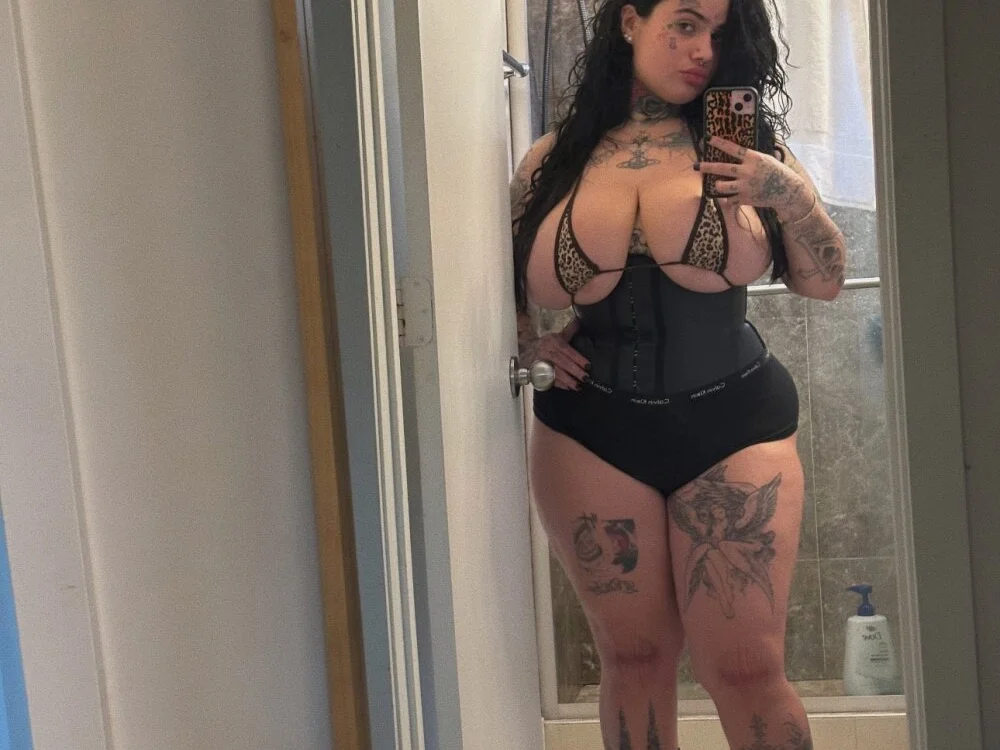 xocuban1's Offline XXX Chat