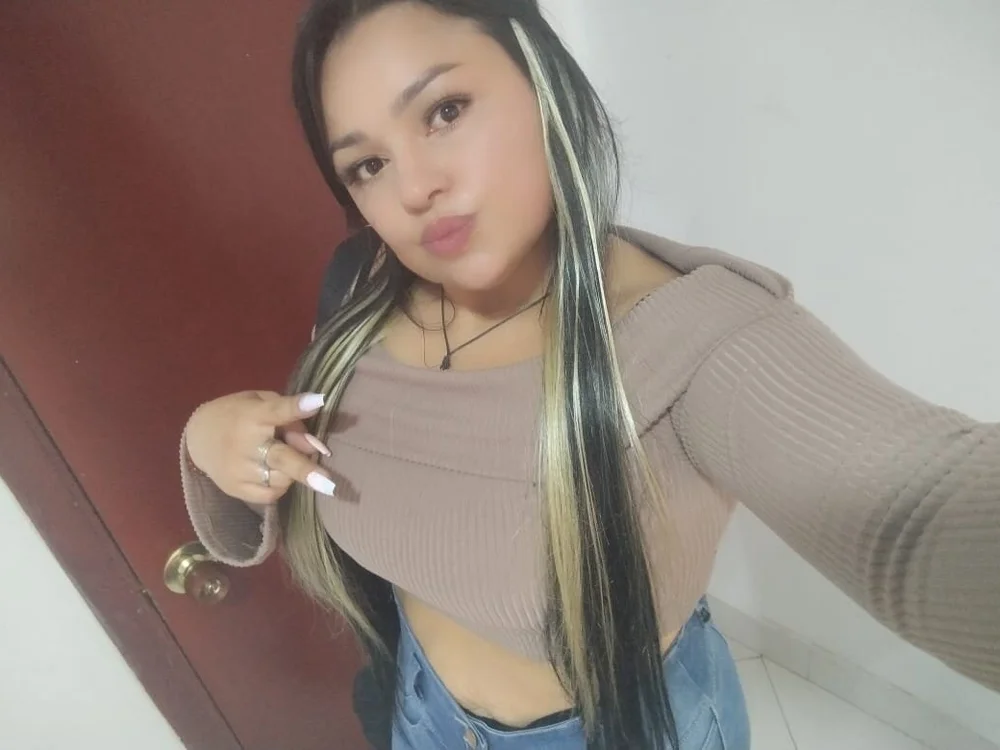 cherryvixen707rs offline chatrum