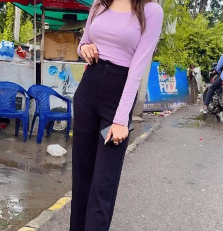 Choti_Khalifa 即時 XXX 聊天