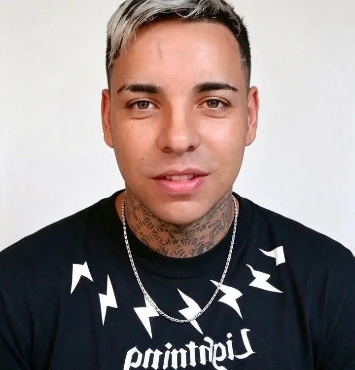andres3r's Offline XXX Chat
