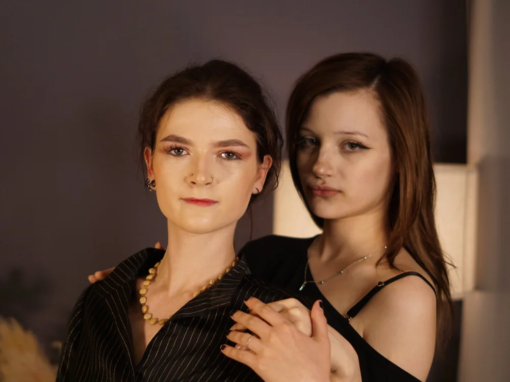 PhilomenaBirchfield offline chatrum