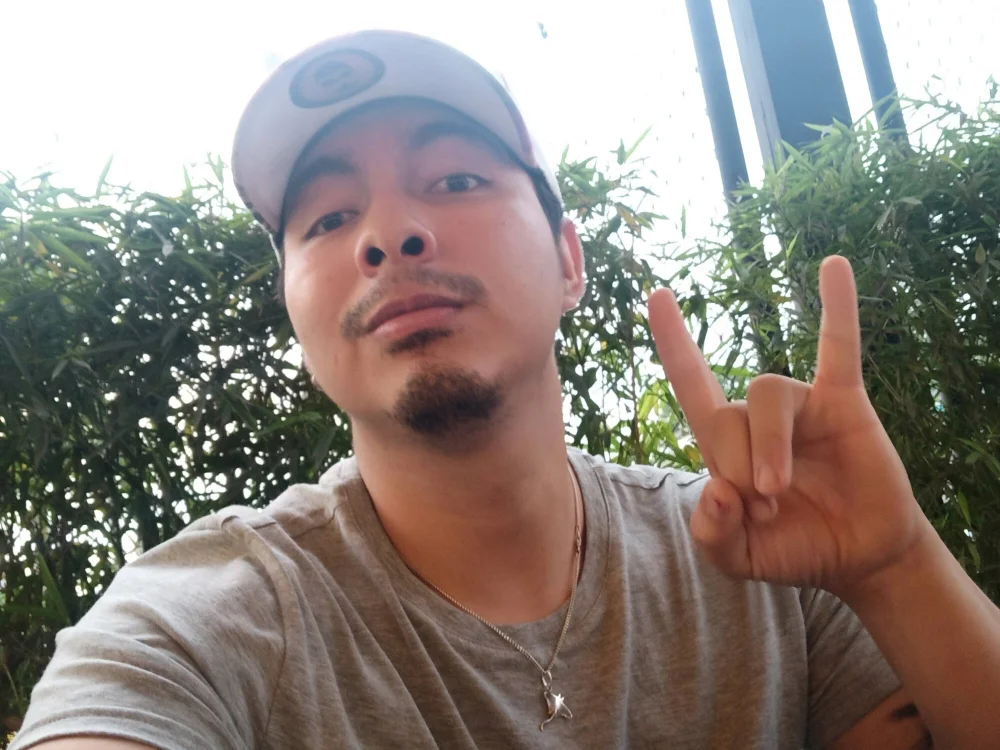 Cristo2808's Offline Chat Room