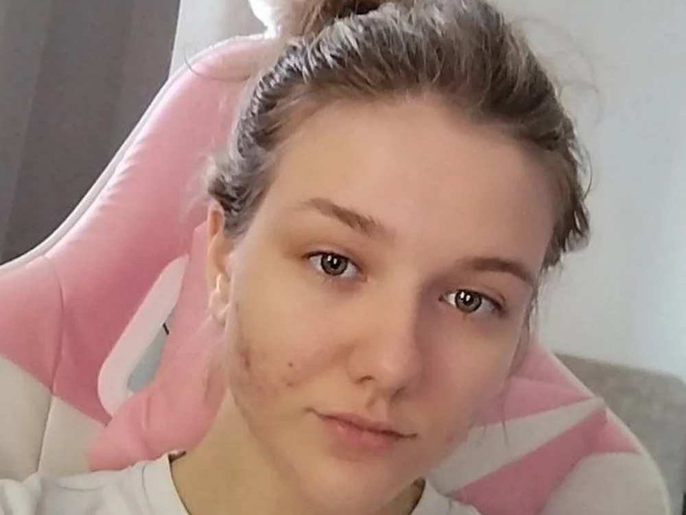 Offline XXX chat modela HelenMo0n