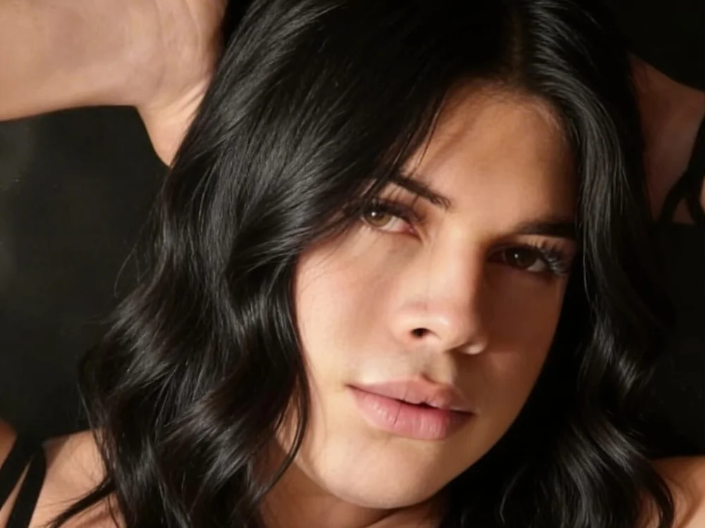 isadoraallen_1 Obrolan XXX Offline