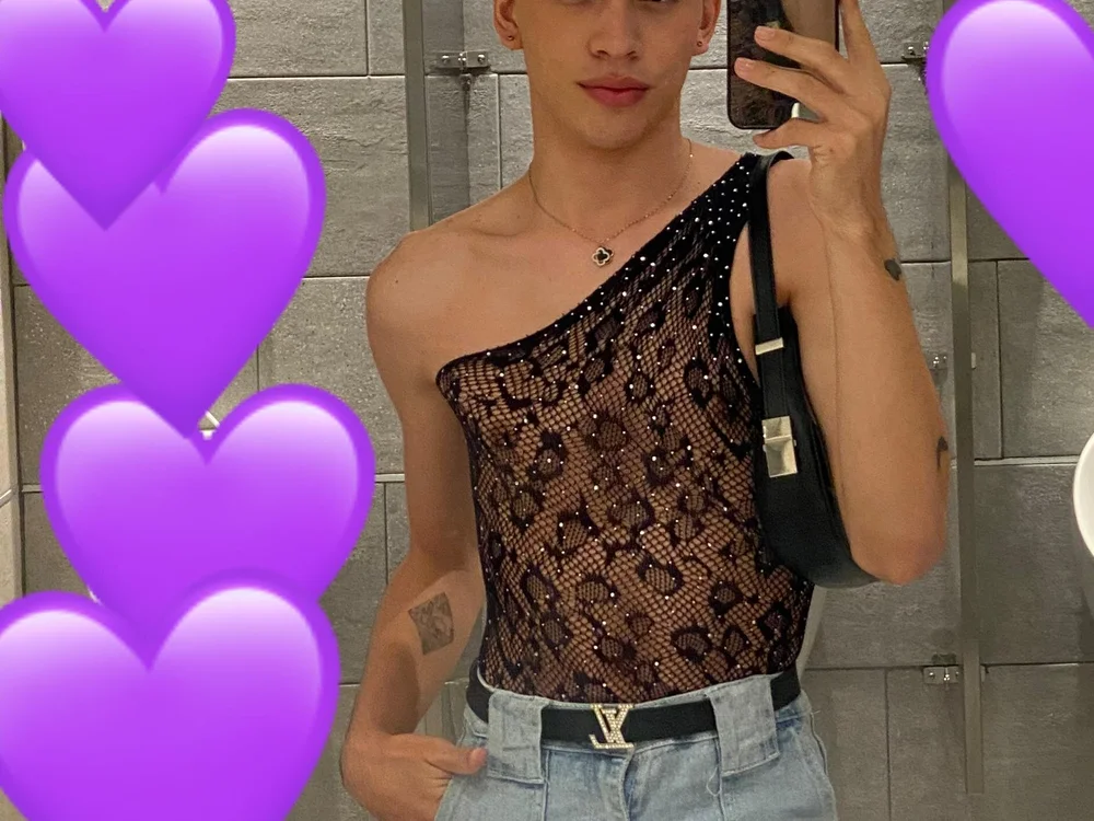 ห้องแชทออฟไลน์ของ Dylan_big_ass