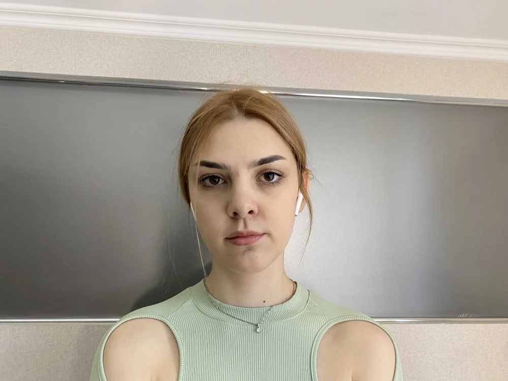 DinaRivera's Offline Chat Room