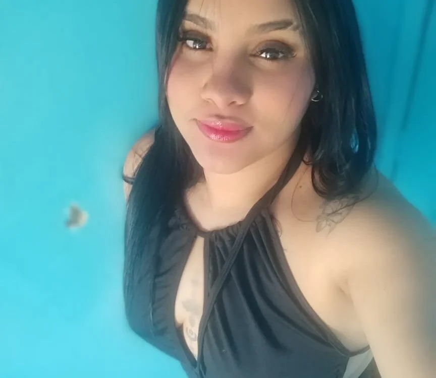 Trinity-Desires' Offline Chat Room