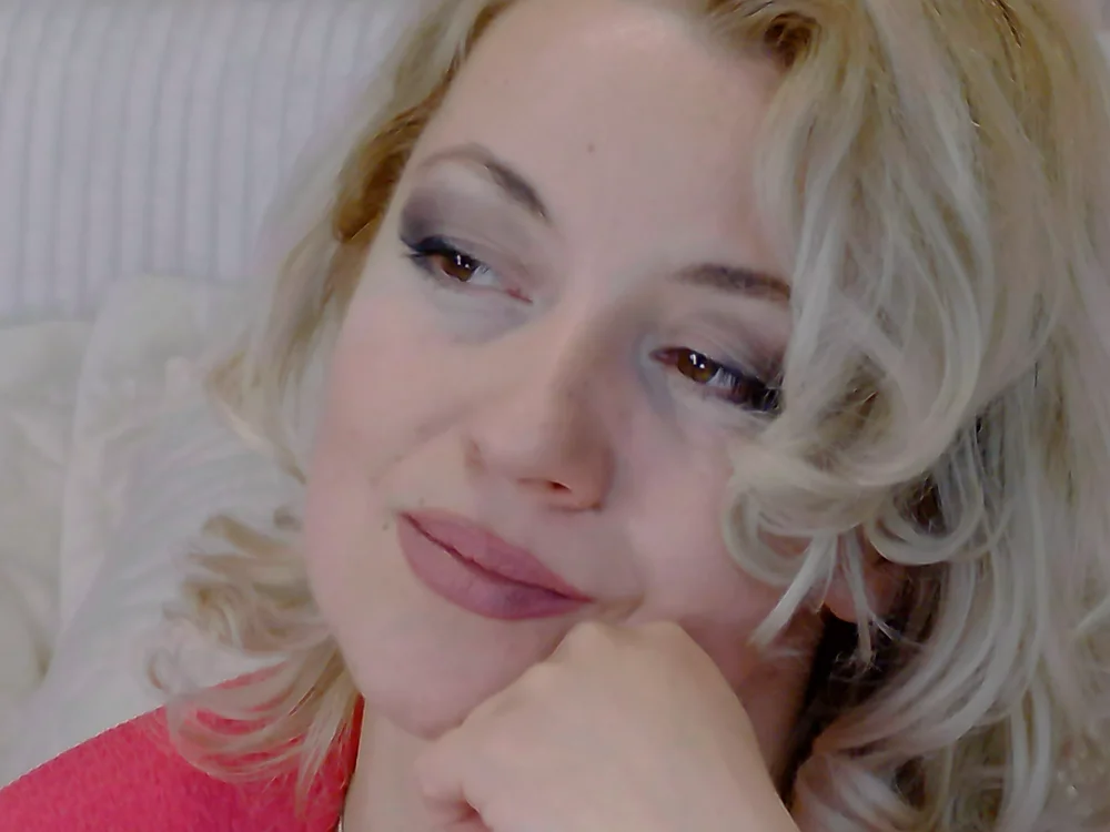 ClassyTinaa 离线XXX聊天