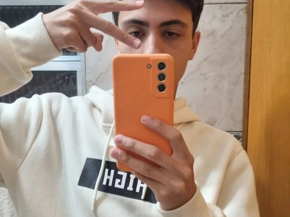 Ghost_Young অফলাইন XXX চ্যাট