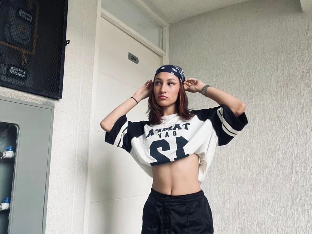 michell_winxn Offline XXX chat