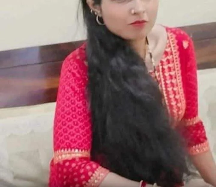 Hotty_Kavita Adlı Modelin Çevrimdışı XXX Sohbeti