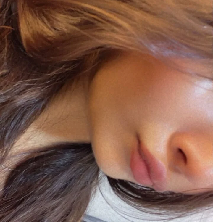 Cute_Zoyaa27 Adlı Modelin Çevrimdışı XXX Sohbeti